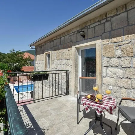 Villa Kamena With Private Pool *